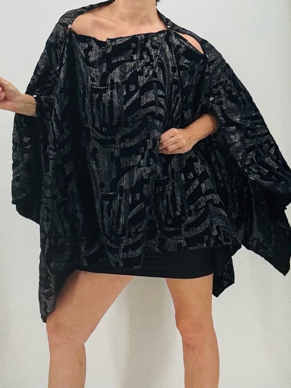 Vintage Y2K Boho Hippie Groovy Disco Festival Burnout Velvet Rhinestone Poncho